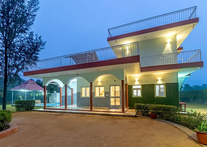 Alaya Stays 4Bhk Farmhouse With Pvt Pool & Garden - Manesar